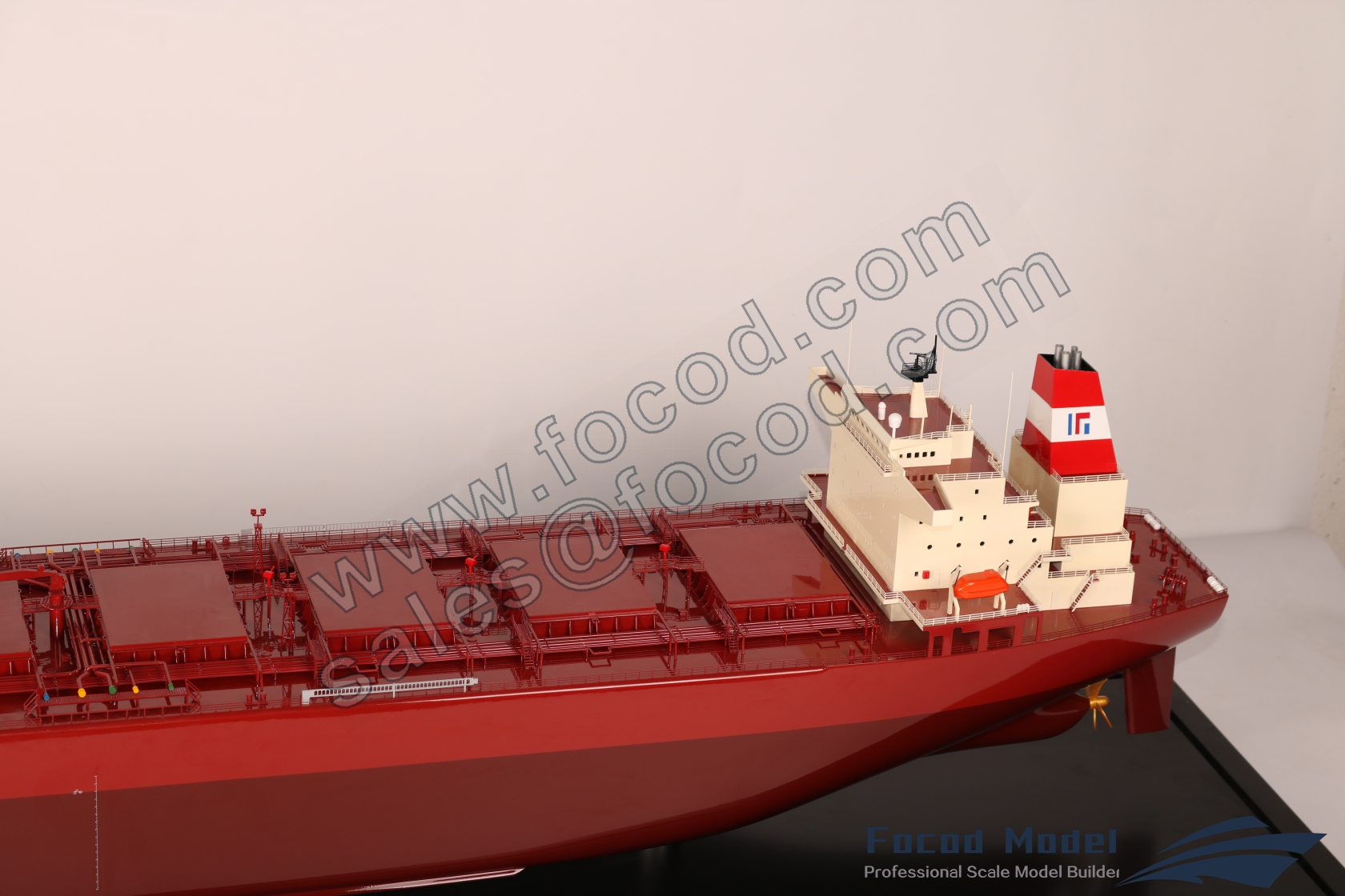 custom made model of 280m Ore-Bulk-Oil carrier CHICKASAW